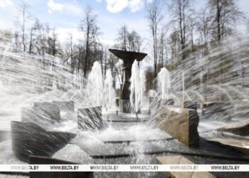 Fountain season kicks off in Minsk