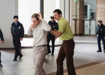 ‘Dead Man’s Wire’: A high-tension hostage thriller from Gus Van Sant