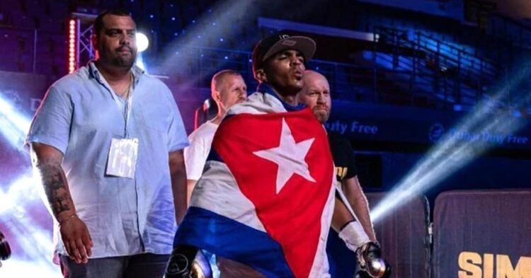 Cuban boxer Frank Zaldívar, detained in the United States for attempted murder