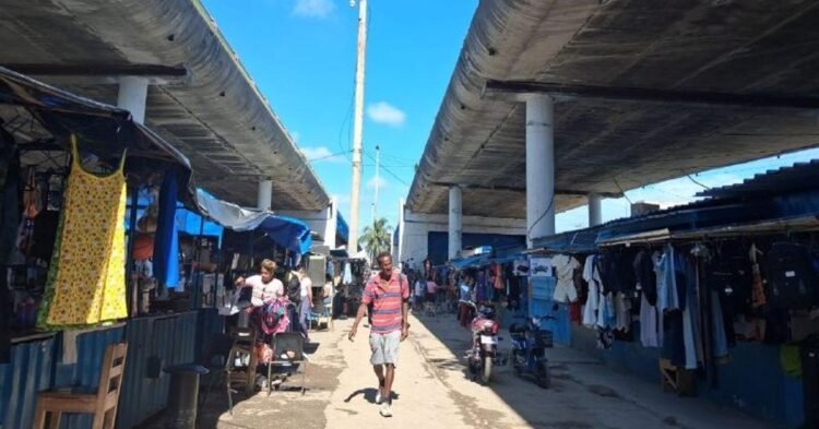 Chronicles of Havana: The bustle of the Rampa moves to 100 and Boyeros