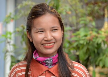 Cambodians demand return of occupied land