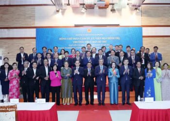 Vietnam party leader bolsters ties with expatriates in Phnom Penh