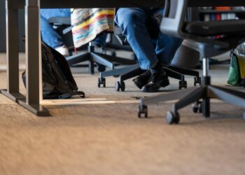 Swiss employees prioritise stability over promotions