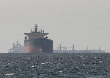 Iran opens Strait of Hormuz to merchant ships as truce in Lebanon announced – World