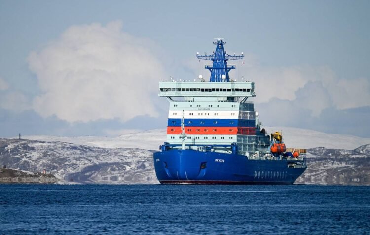 Press review: Trump extends Iran ceasefire as Russia eyes Northern Sea Route cooperation – Press Review
