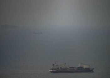 Iran collects revenue from Strait of Hormuz transit fees for first time — parliament – World