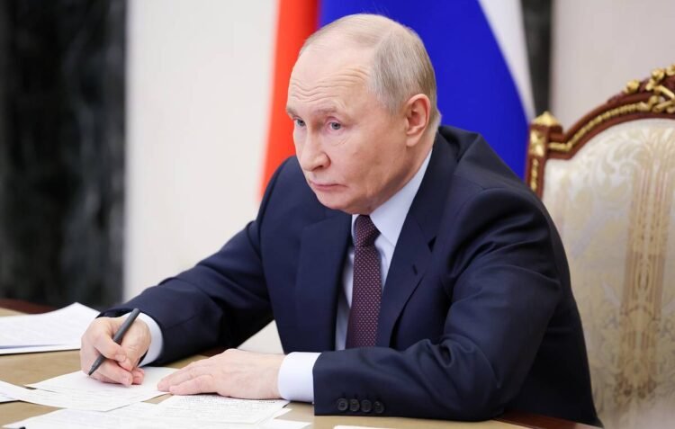 Restricting internet access, protecting interests in Arctic: Putin’s statements – Russian Politics & Diplomacy