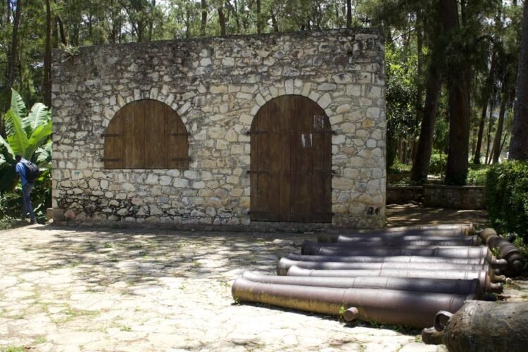 Fort Jacques, historic site open to all… without real control