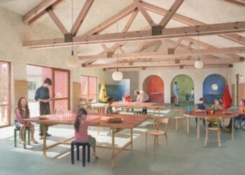Gló collects for a new dining hall in Reykjadal