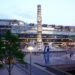 An architect threw a hamburger at a security guard