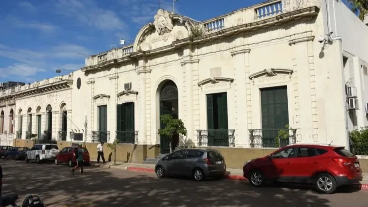 The Municipality of Salto filed a criminal complaint against the head of the Lima administration for diversion of construction materials