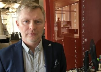 Hans Väre: Omniva sale could undermine nationwide newspaper delivery | Opinion