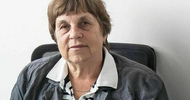 TIIU KUURME ⟩ We send politicians to Khrushchevka on the outskirts for minimum wage for training. This is how you really live!