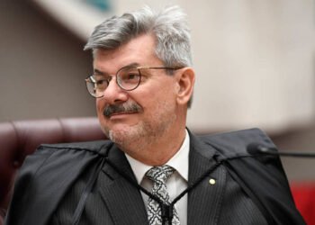 Kassio Nunes opens STF investigation against STJ minister – 04/14/2026 – Mônica Bergamo