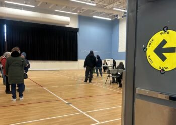 Taking the temperature in Terrebonne, Que., as advance voting wraps up in federal byelection