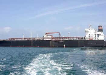No sign Iran ceding control of Strait of Hormuz in ceasefire, with logjam expected to continue for weeks