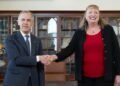 Former Conservative MP Marilyn Gladu crosses floor to Liberals