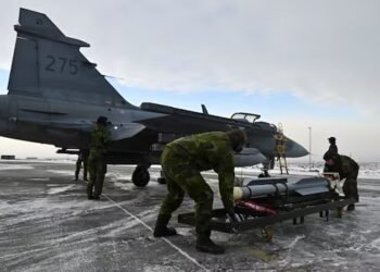 Saab dangles sovereign data centre in Montreal to undercut F-35 fighter contract