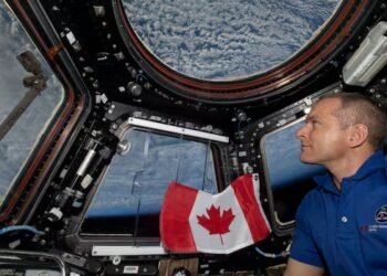 Artemis II capsule will be a ‘fireball’ on re-entry. David Saint-Jacques knows what that’s like