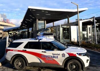 Lockdown lifted at University of Ottawa, man arrested nearby