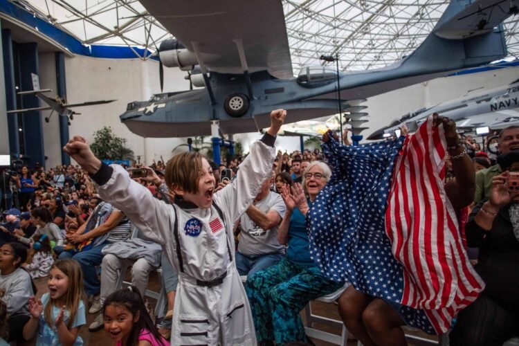 With a trip to the Moon, NASA hopes to awaken ‘space nerds’ – 04/12/2026 – Science