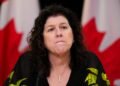 In scathing report, AG finds CRA call centres are slow to answer and often inaccurate