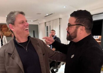 Tarcísio had dinner and took photos with arrested funk businessman – 04/16/2026 – Politics