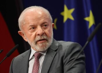 Lula talks about abuse against Brazilian police officer in the USA – 04/21/2026 – Politics