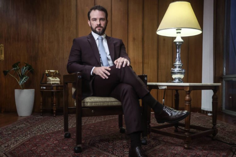 Minister says that the end of 6×1 cannot generate costs – 04/17/2026 – Economy