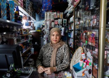 Moroccans, Extremadurans and with "national priority": "If we foreigners wanted, one day we could paralyze the country completely"