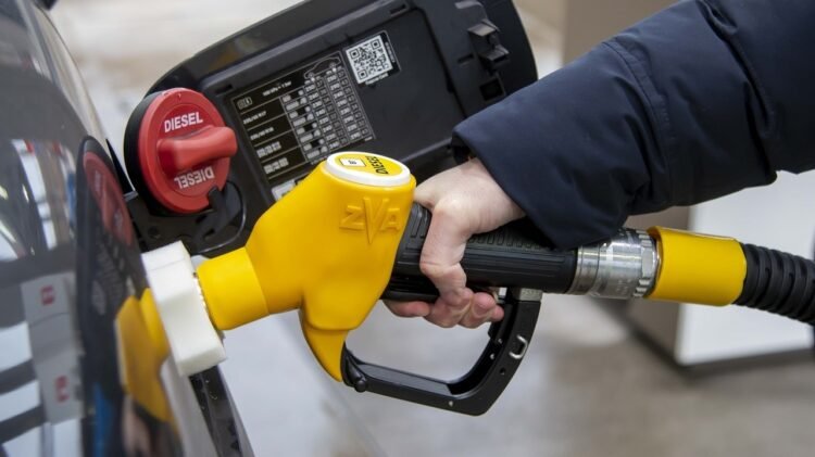 At the pumps: Petrol, diesel and heating oil to become slightly more expensive again