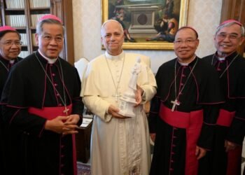 Vietnamese bishops tell Pope Leo that their Church is a family