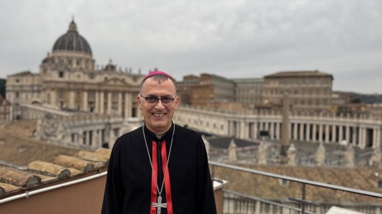 Pope grants ecclesiastical communion to Chaldean Patriarch