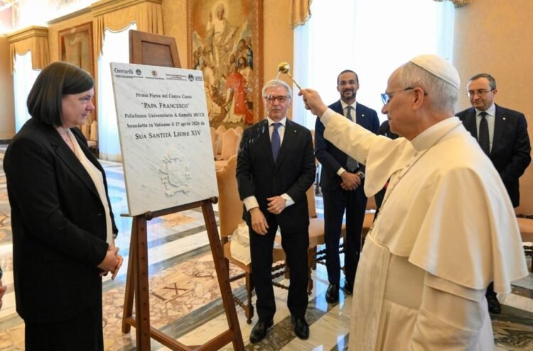 Pope blesses cornerstone of new Gemelli Hospital Heart Centre