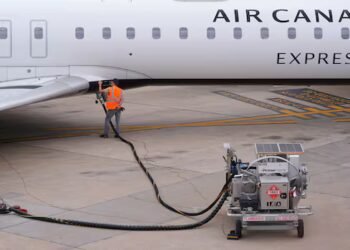 Flight cancellations stacking up as jet fuel shortage continues