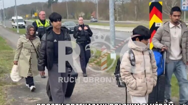 ROG: Migrant family pushed onto the Polish side. No documents