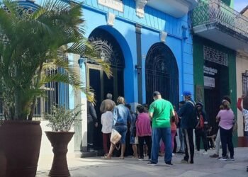 General suspicion regarding the official announcement of remittances in dollars