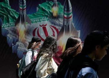 One hundred days after the massacre of protesters: Iranians remain poor, the Guardsmen are pushing for power