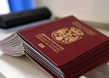 Passport changes announced: Instead of burgundy, there will be burgundy red – Society