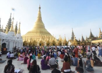 Shwedagon Pagoda to host 43rd Maha Bodhi Banyan Water-pouring Festival