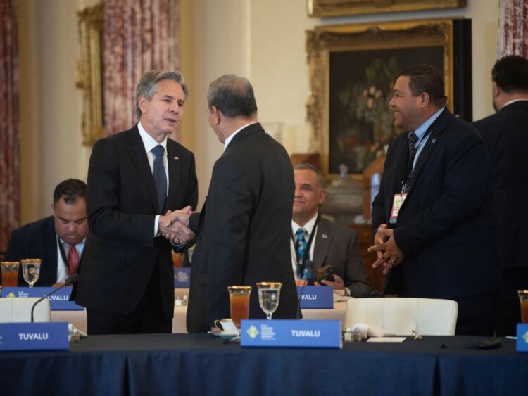 US has agreed Pacific Islands deal, offering ‘big dollar numbers’ | Politics News