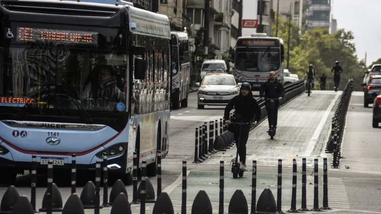 Unasev warns of an increase in accidents with skateboards, bicycles and skateboards in traffic: in 2025 there were 191 injuries