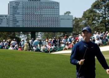 Rory McIlroy has a share of the Masters lead and a shot at making history at Augusta – again