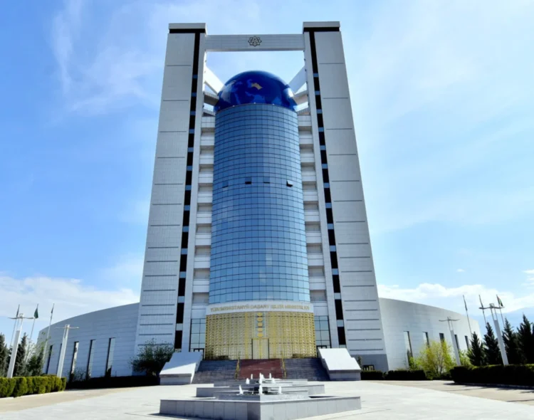 Turkmenistan and Iran reaffirmed their commitment to developing bilateral relations