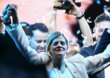 Voters Gives Second Term to Costa Rican “Chavismo” | The Lighthouse