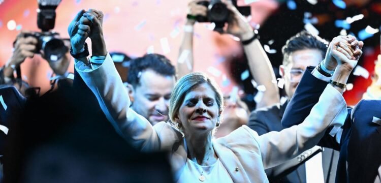 Voters Gives Second Term to Costa Rican “Chavismo” | The Lighthouse