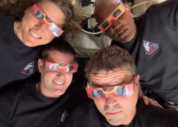 Artemis astronauts gird for re-entry and splashdown – Science & Tech
