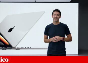The engineer who once saved Apple may have to save it again | Apple