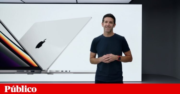 The engineer who once saved Apple may have to save it again | Apple