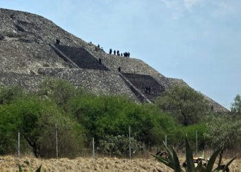 Canadian Tourist Is Killed in Shooting at Mexico’s Pyramids